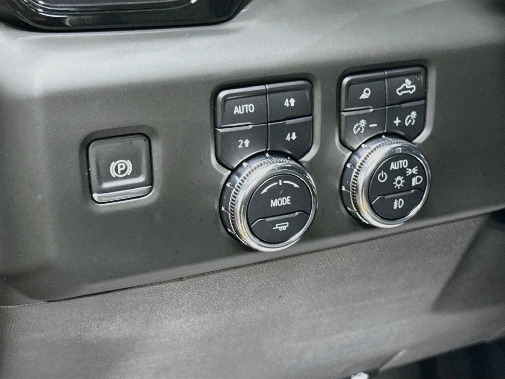 2024 GMC Sierra 1500 AT4X